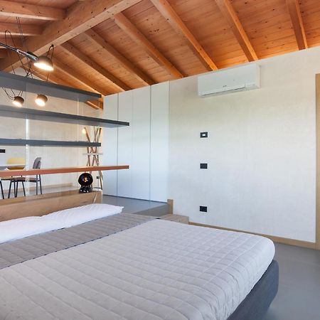 Residenza Vedovelli Aparthotel Тори дел Бенако Екстериор снимка