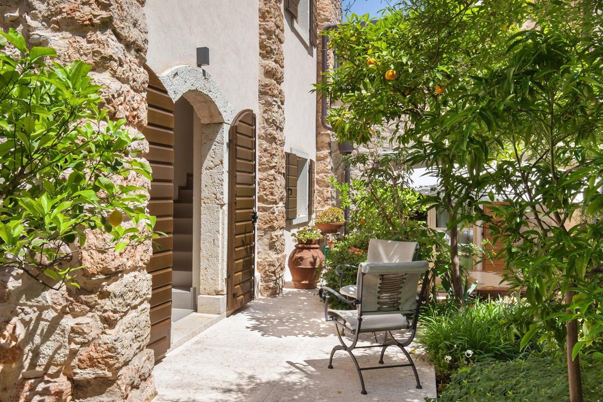Residenza Vedovelli Aparthotel Тори дел Бенако Екстериор снимка